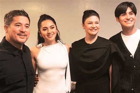 aga muhlach parents.